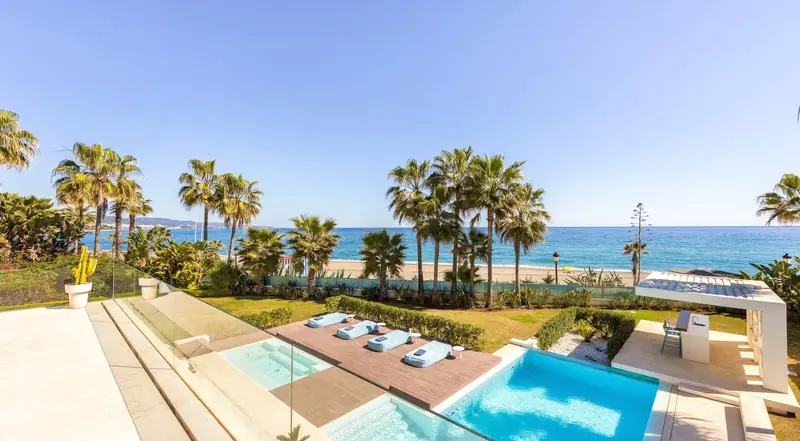 Villa Blanca Helene – luxury villa in Puerto Banus, Marbella (1)