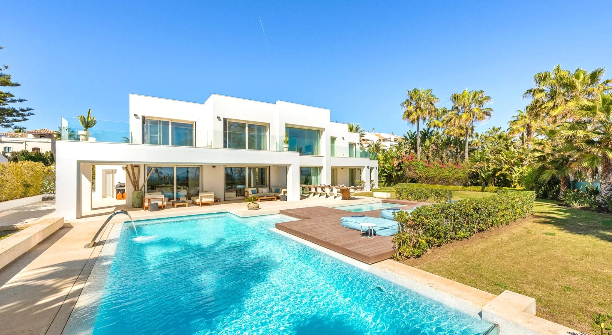 Villa Blanca Helene – luxury villa in Puerto Banus, Marbella (2)