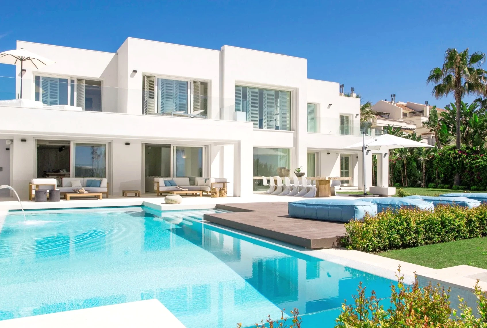 Villa Blanca Helene – luxury villa in Puerto Banus, Marbella (4)