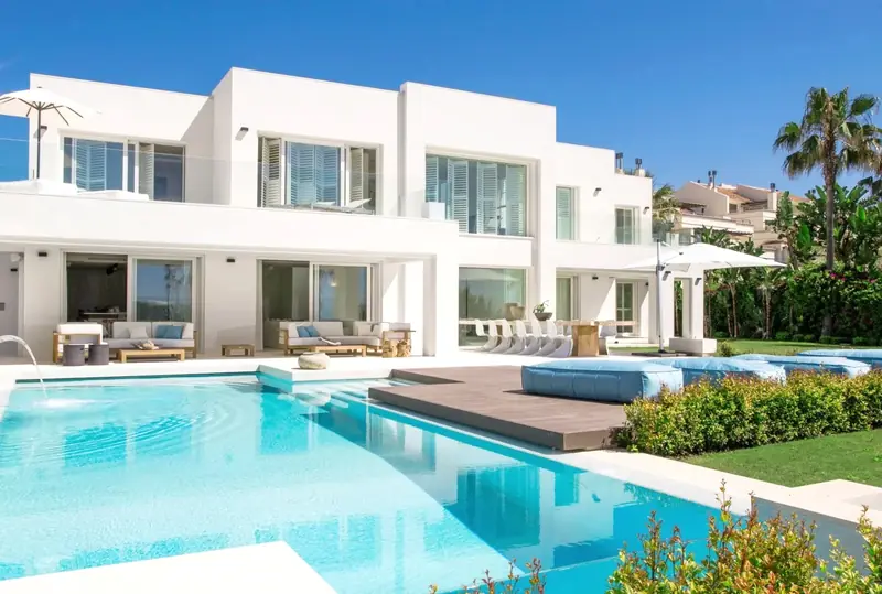 Villa Blanca Helene – luxury villa in Puerto Banus, Marbella (4)