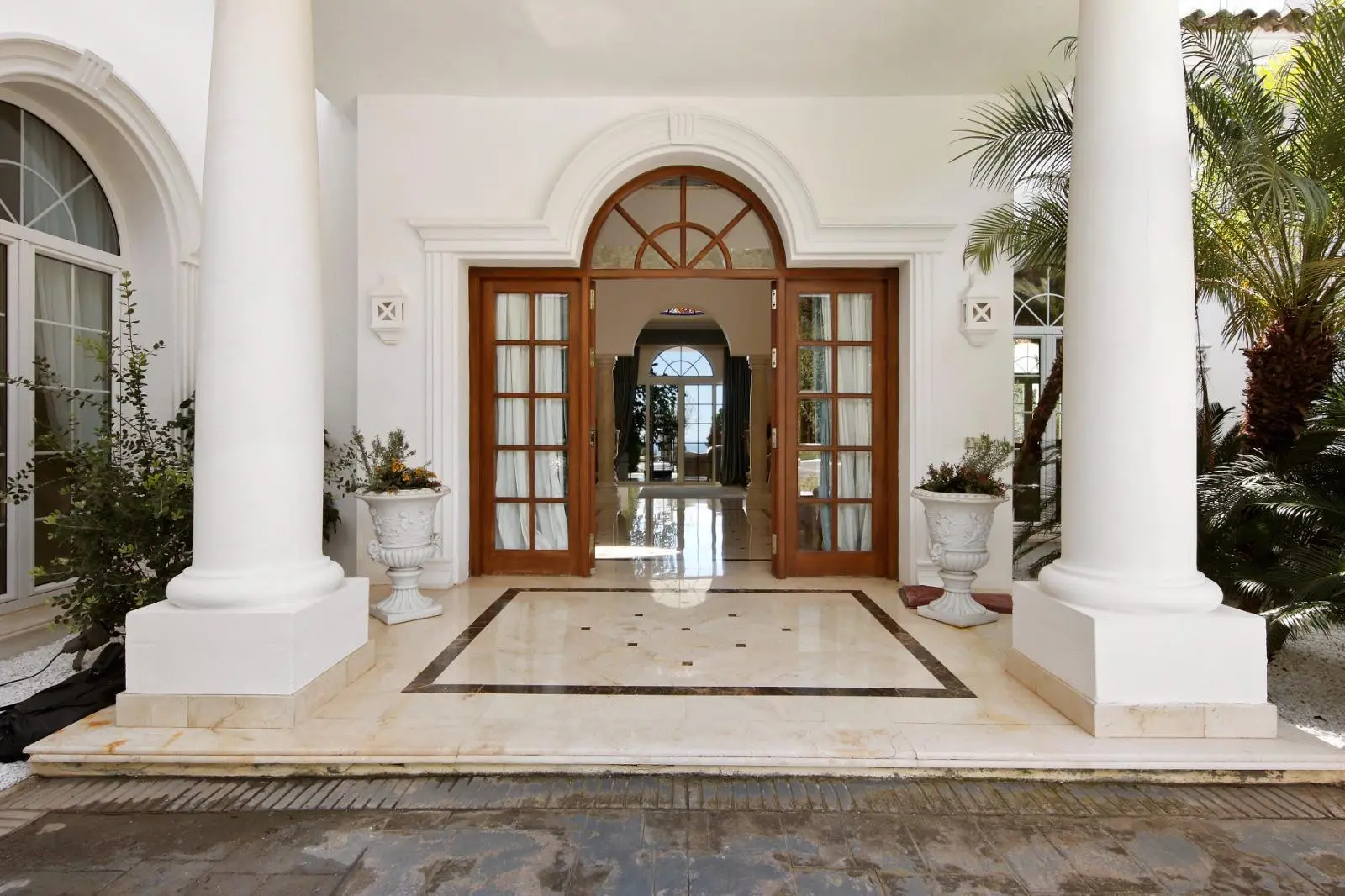 Villa El Aristocrat – luxury villa in Benahavis, Marbella (5)
