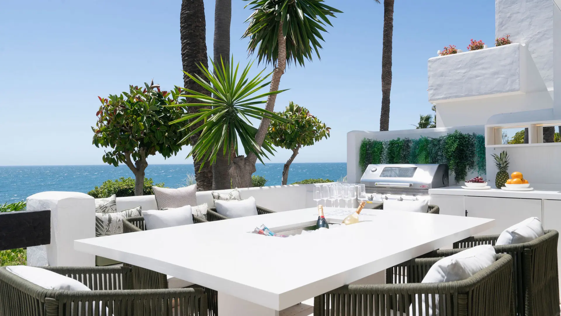 Villa Larisa Mar – luxury villa in Puerto Banus, Marbella (2)