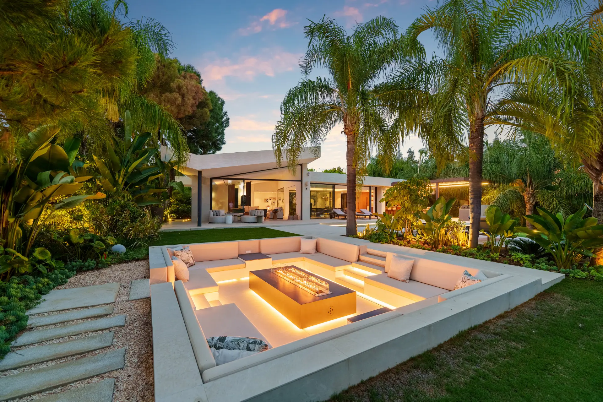 Villa Sayonara – luxury villa in Marbella Centre, Marbella (1)