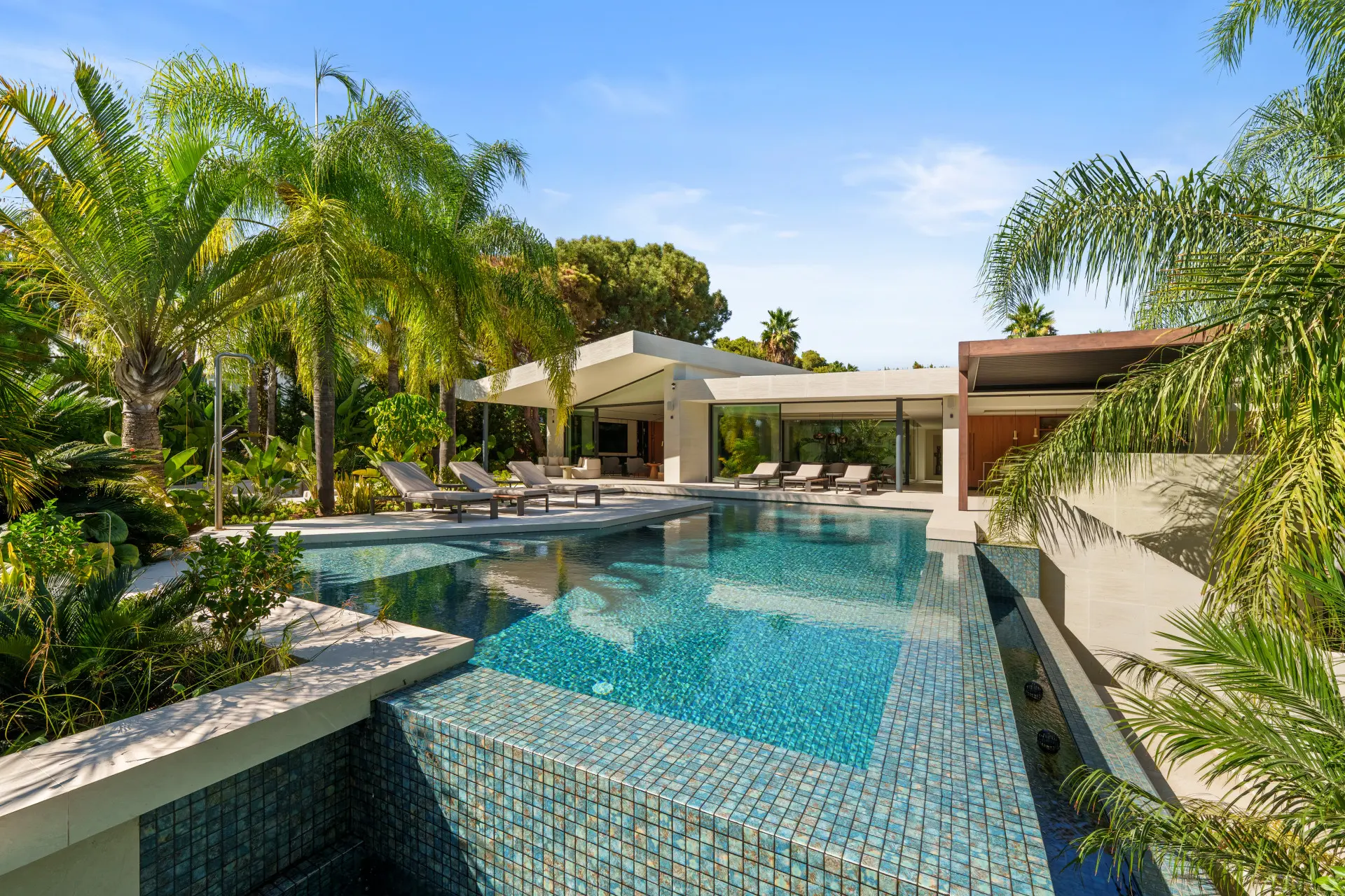 Villa Sayonara – luxury villa in Marbella Centre, Marbella (3)